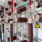 Hochspannungstransformator mit elektrischer Isolierung und elektrischer Ausrüstung im Umspannwerk